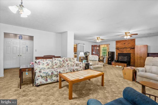 298 MCDANIEL LN, Middletown, VA 22645