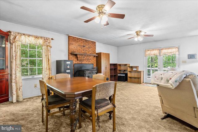 298 MCDANIEL LN, Middletown, VA 22645