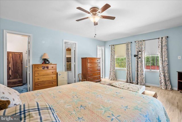 298 MCDANIEL LN, Middletown, VA 22645