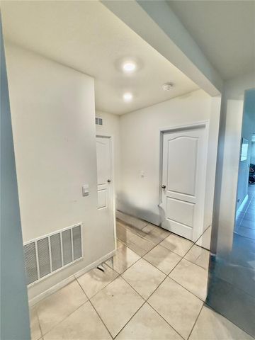 5653 WINONA DRIVE, St Cloud, FL 34771