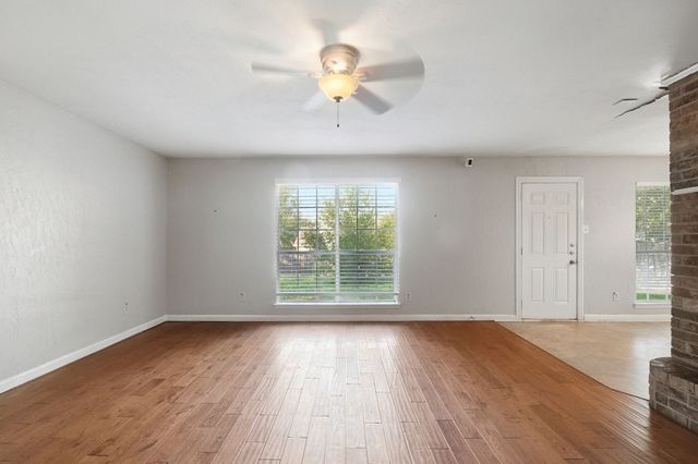 4912 Sandalwood Lane, Arlington, TX 76017