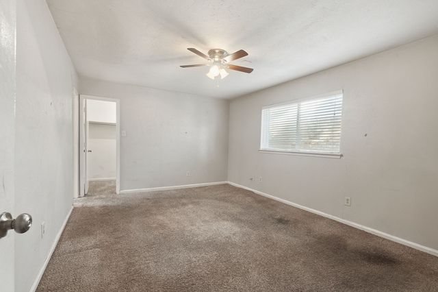 4912 Sandalwood Lane, Arlington, TX 76017