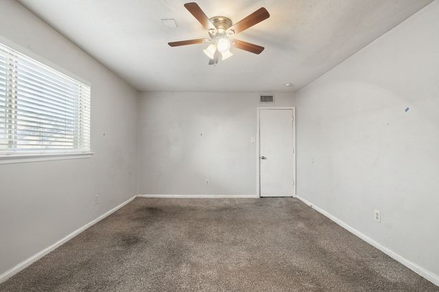4912 Sandalwood Lane, Arlington, TX 76017