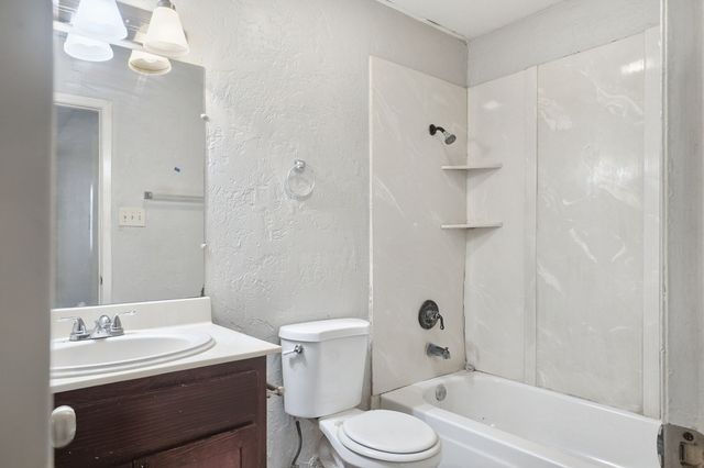 4912 Sandalwood Lane, Arlington, TX 76017