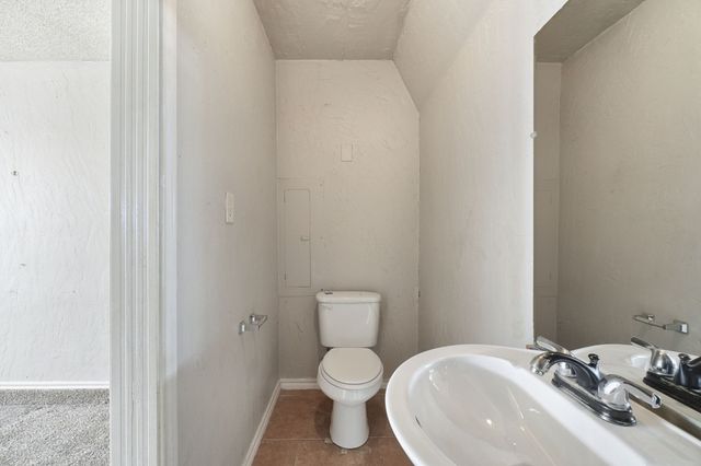 4912 Sandalwood Lane, Arlington, TX 76017