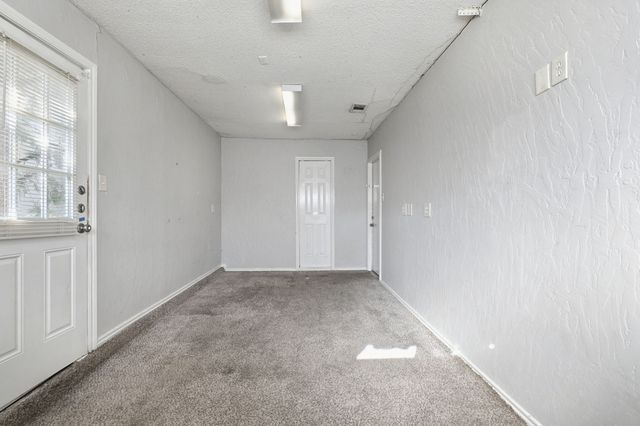 4912 Sandalwood Lane, Arlington, TX 76017