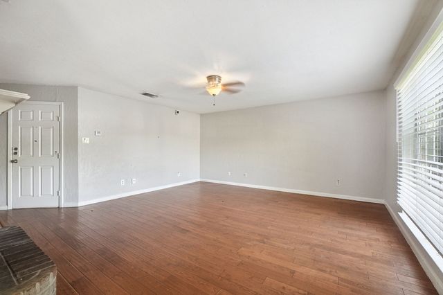 4912 Sandalwood Lane, Arlington, TX 76017