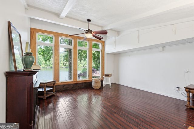 1049 Mountain Shadows Drive, Cleveland, GA 30528