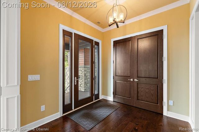 1345 E Lake Drive, Novi, MI 48377