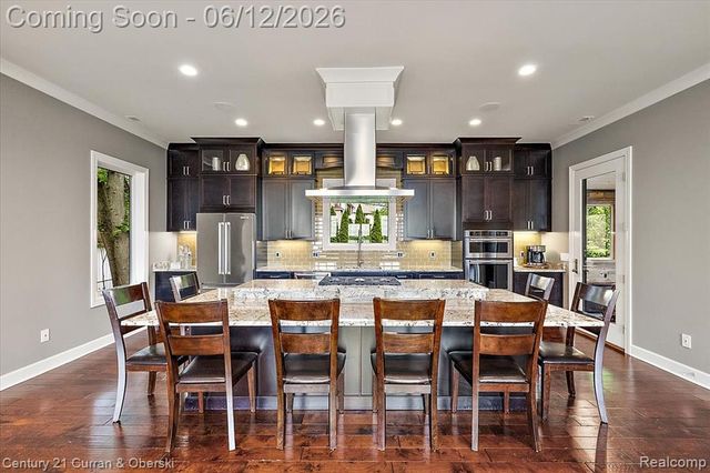 1345 E Lake Drive, Novi, MI 48377