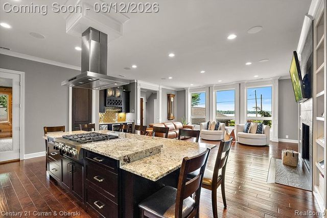 1345 E Lake Drive, Novi, MI 48377