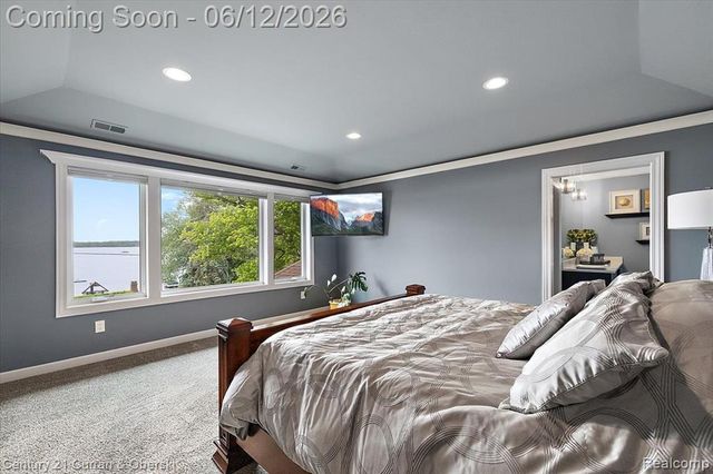 1345 E Lake Drive, Novi, MI 48377