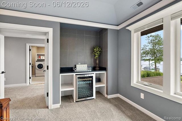 1345 E Lake Drive, Novi, MI 48377