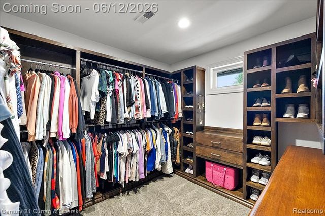 1345 E Lake Drive, Novi, MI 48377