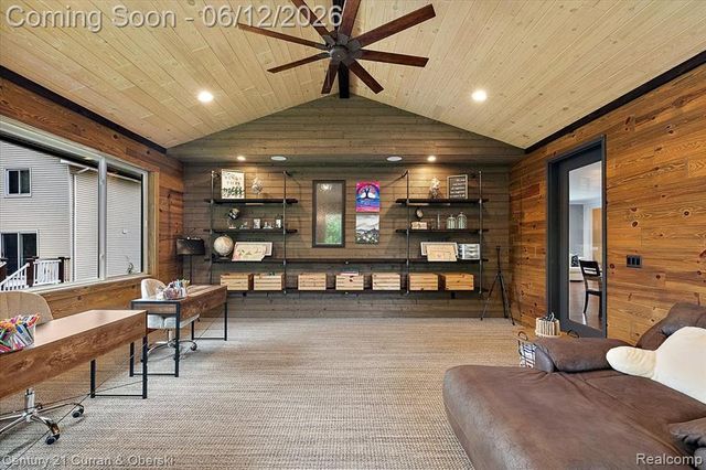 1345 E Lake Drive, Novi, MI 48377