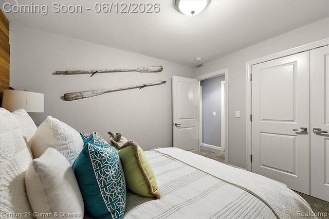 1345 E Lake Drive, Novi, MI 48377
