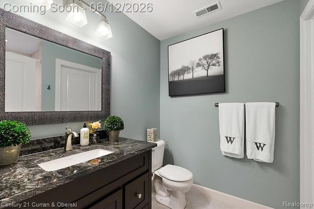 1345 E Lake Drive, Novi, MI 48377