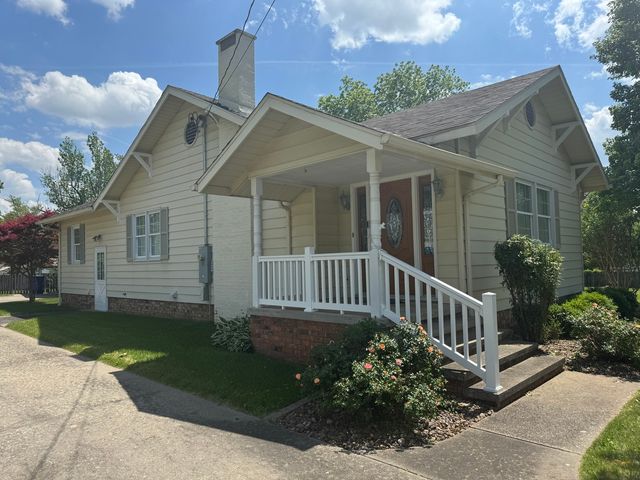 310 N Taft Street, West Frankfort, IL 62896
