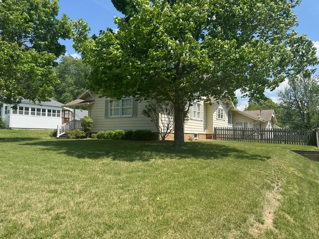 310 N Taft Street, West Frankfort, IL 62896