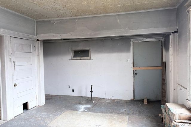6264 Holcomb Street, Detroit, MI 48213