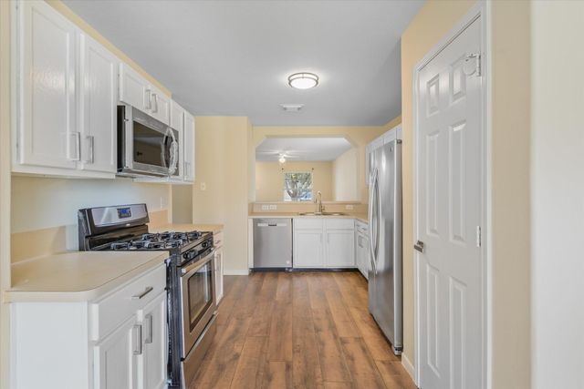 8006 Ginger Park Drive, Baytown, TX 77521