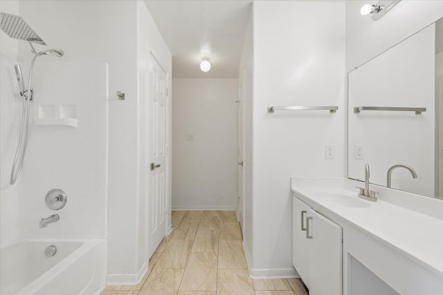 8006 Ginger Park Drive, Baytown, TX 77521