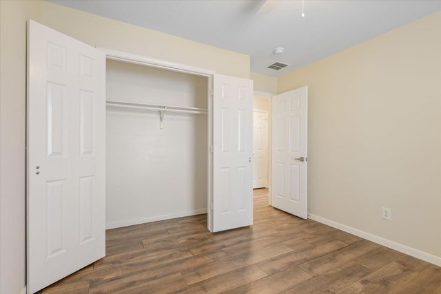 8006 Ginger Park Drive, Baytown, TX 77521