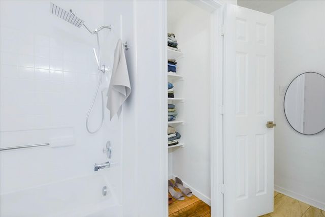 8006 Ginger Park Drive, Baytown, TX 77521