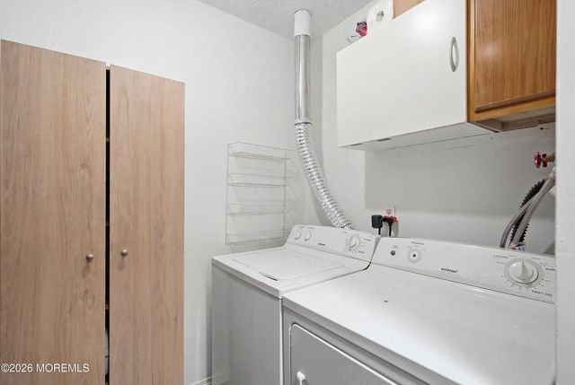 10 Bayberry Court, Jackson, NJ 08527