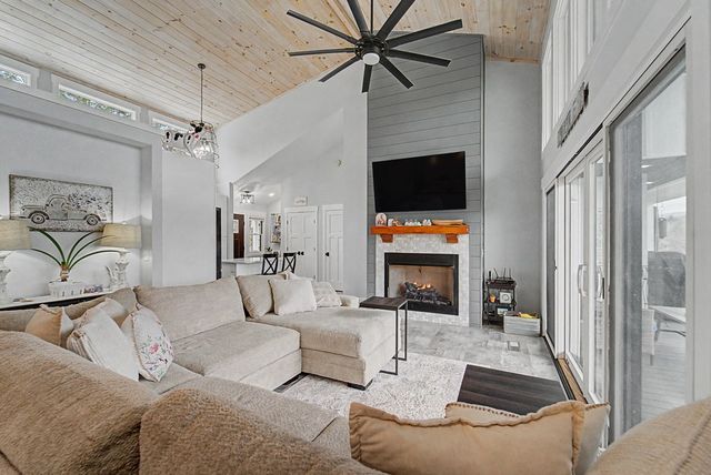 101 Mill Street, Hayesville, NC 28904