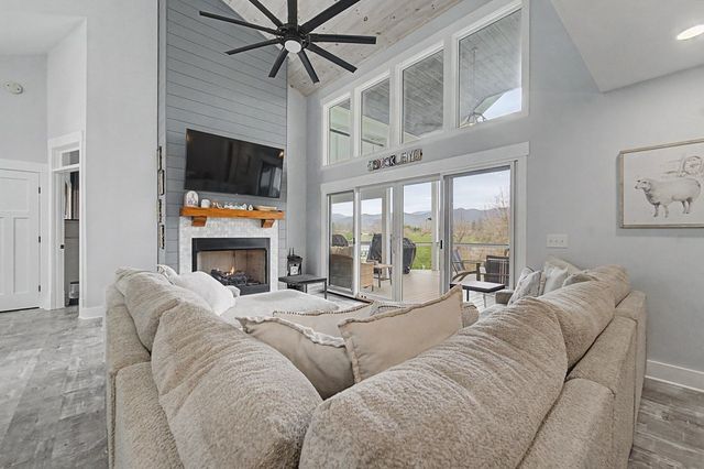 101 Mill Street, Hayesville, NC 28904