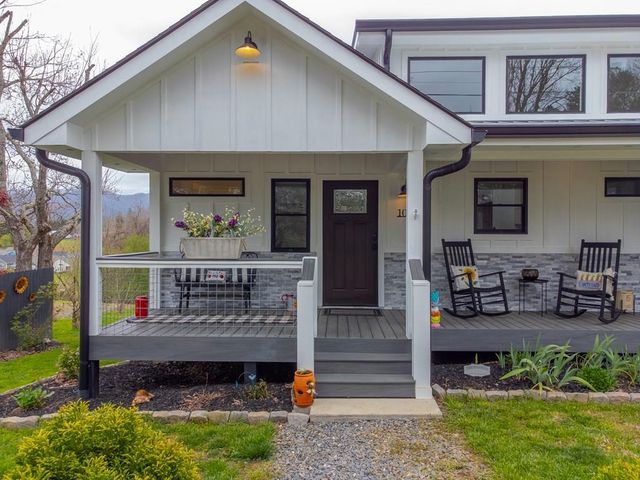 101 Mill Street, Hayesville, NC 28904