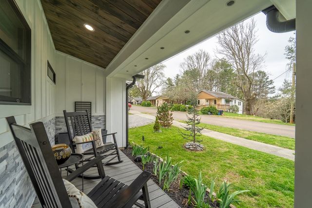 101 Mill Street, Hayesville, NC 28904