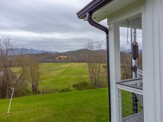 101 Mill Street, Hayesville, NC 28904