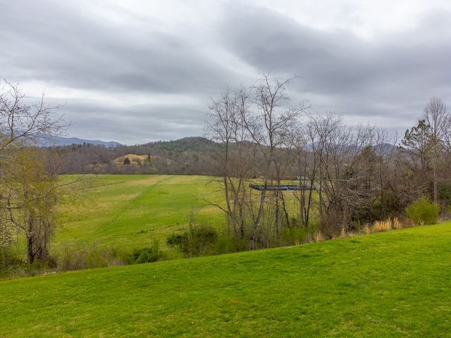 101 Mill Street, Hayesville, NC 28904