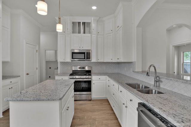 524 Dogwood South Lane, Haughton, LA 71037