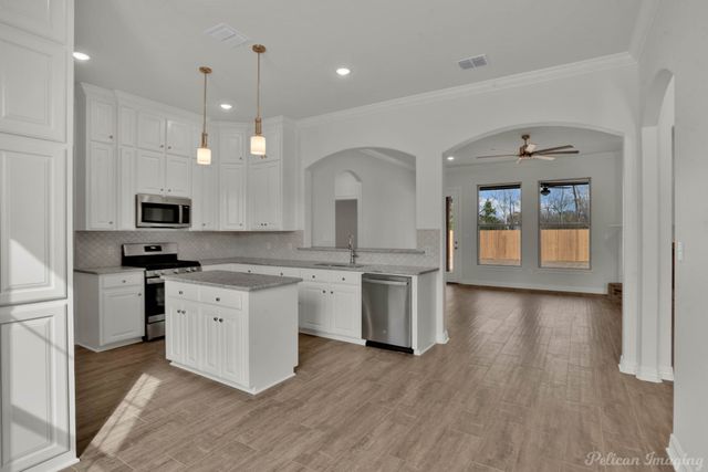 524 Dogwood South Lane, Haughton, LA 71037