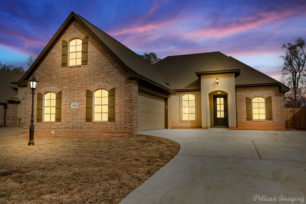 524 Dogwood South Lane, Haughton, LA 71037