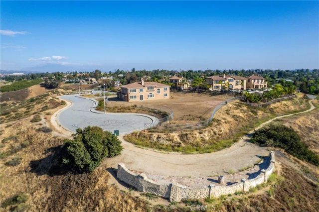 820 Panorama Point, Redlands, CA 92373