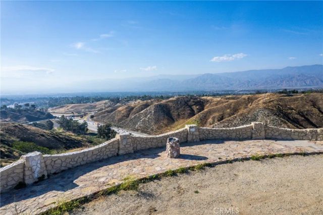 820 Panorama Point, Redlands, CA 92373