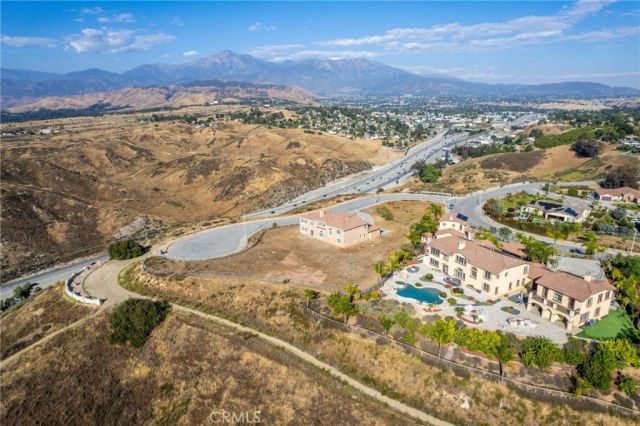 820 Panorama Point, Redlands, CA 92373