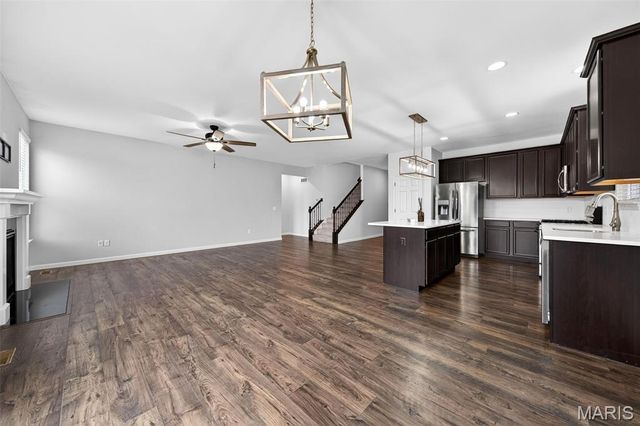 642 Wilmer Meadow Drive, Wentzville, MO 63385