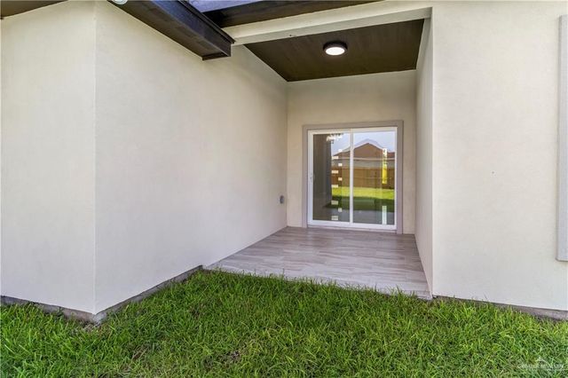 1200 E Boxwood Avenue, San Juan, TX 78589