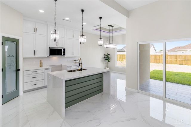 1200 E Boxwood Avenue, San Juan, TX 78589