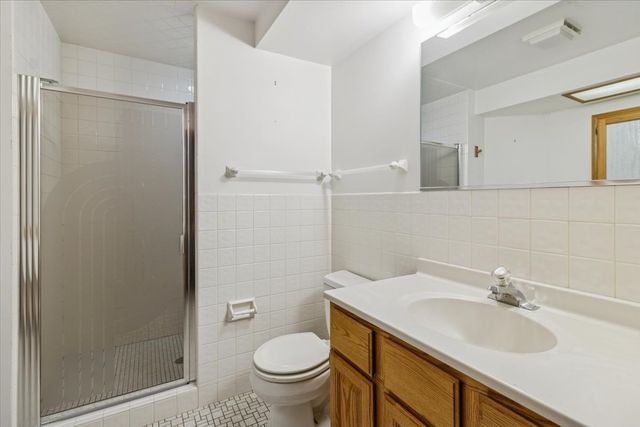 417 River Bluff Circle, Naperville, IL 60540