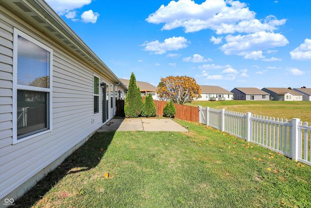 6431 Emerald Springs Drive, Indianapolis, IN 46221