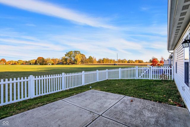 6431 Emerald Springs Drive, Indianapolis, IN 46221