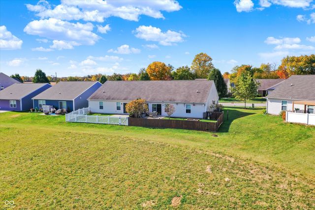 6431 Emerald Springs Drive, Indianapolis, IN 46221