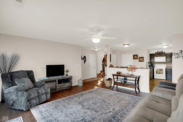 6431 Emerald Springs Drive, Indianapolis, IN 46221