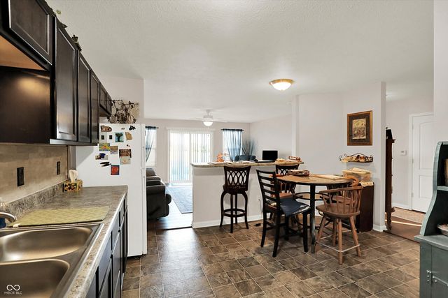 6431 Emerald Springs Drive, Indianapolis, IN 46221